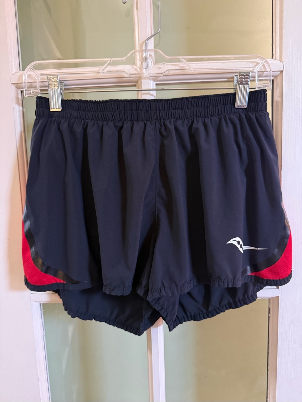 Men’s Saucony Running Shorts 2.5” Size Small (#18)